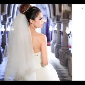 New 2T white  or ivory veil with comb